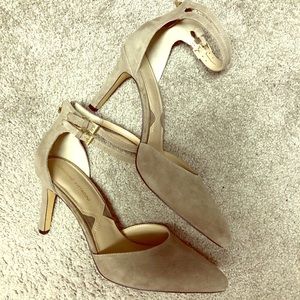 Adrienne Vittadini Suede Heels
